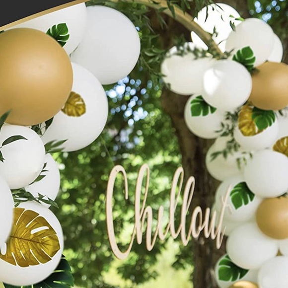 🥳Live!  12/15/24 8:00am EST Come Posh With Me - Picture 2 of 5